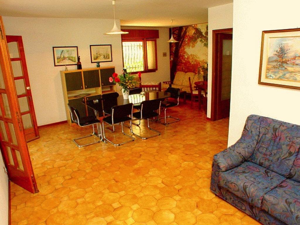 Lignano Riviera With Fireplace & Air Conditioning Λινιάνο Σαμπιαντόρο Εξωτερικό φωτογραφία