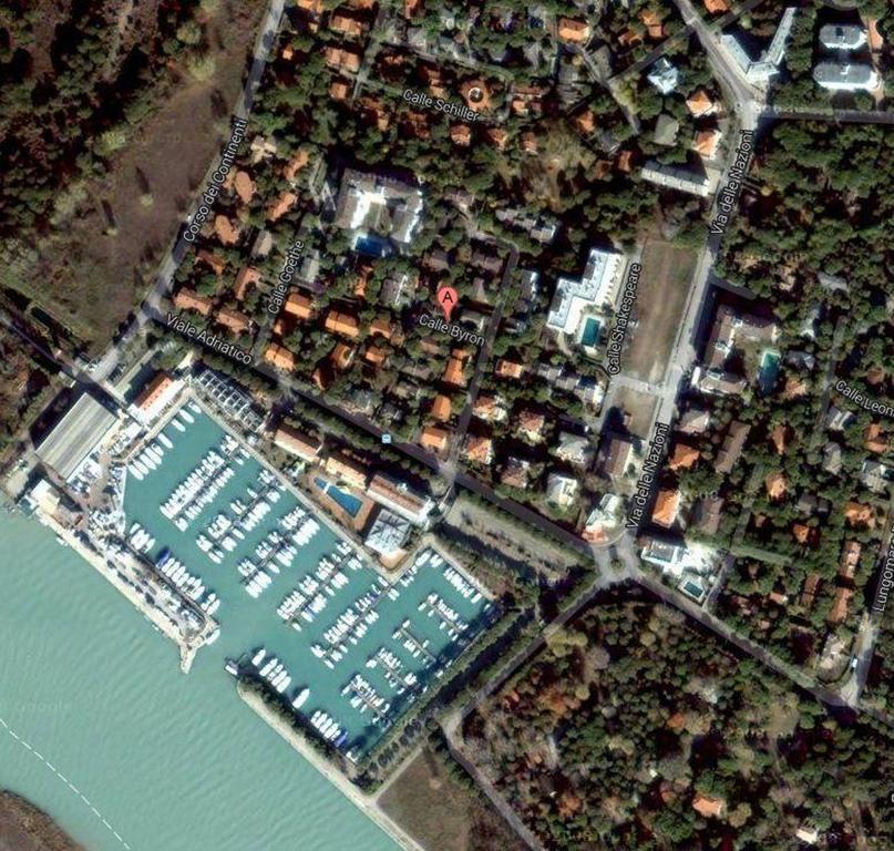 Lignano Riviera With Fireplace & Air Conditioning Λινιάνο Σαμπιαντόρο Εξωτερικό φωτογραφία
